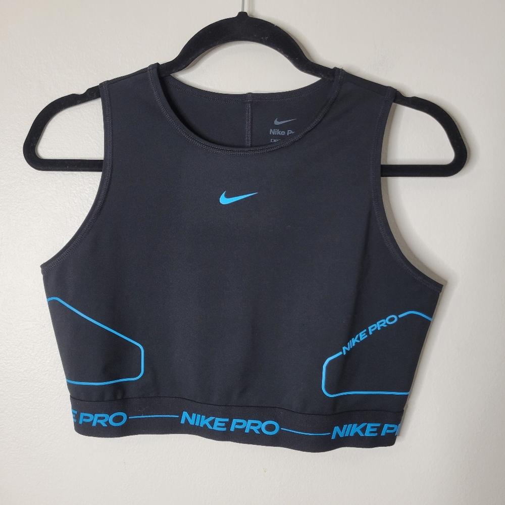 Nike Pro Training Cropped Tank